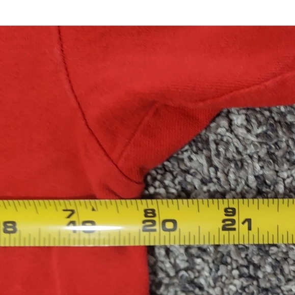 DC Shoe Co USA Vintage Red Men's T-Shirt With Logo Size Medium - Picture 8 of 9